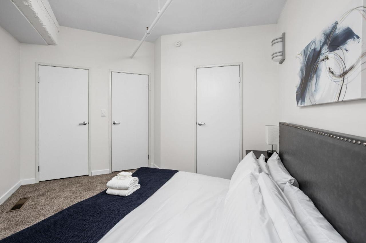 2Br 2Ba In The Block Apartment By Cozysuites Indianapolis Exterior foto