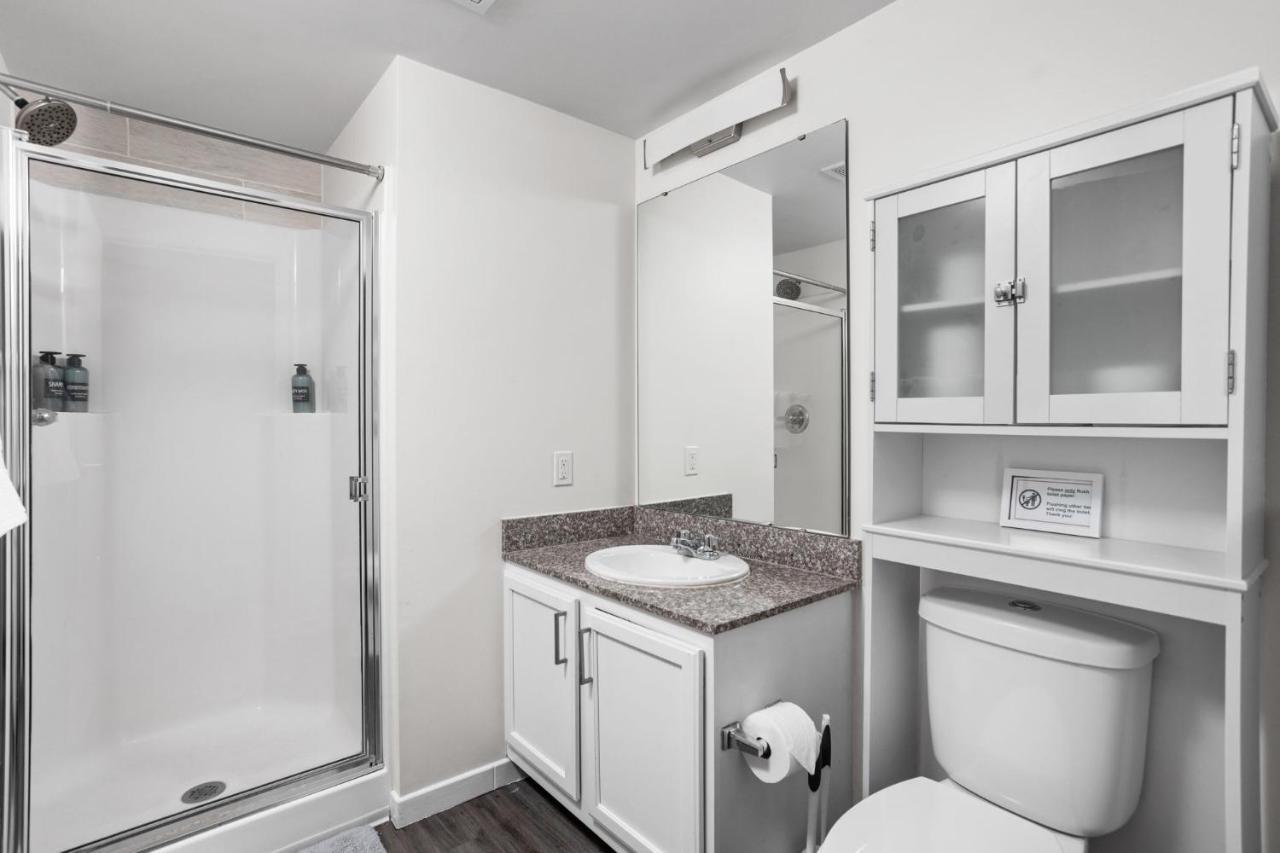 2Br 2Ba In The Block Apartment By Cozysuites Indianapolis Exterior foto